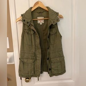 Green Utility vest
